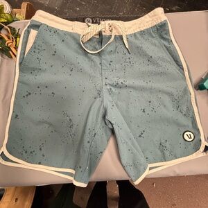 Vuori Cruise Blue and Gray Boardshorts